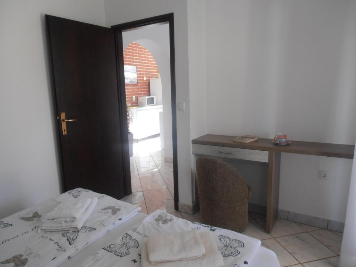 Apartment Steblaj Pula Exterior photo